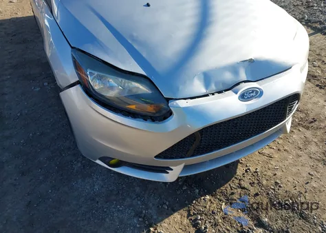 2013 Ford Focus St из США, поврежденный, VIN 1FADP3L92DL360258